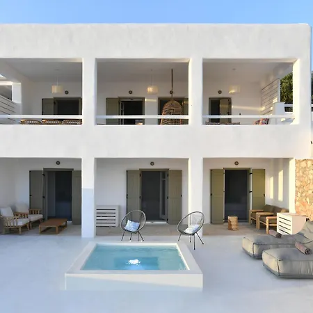 Ciel Paros 4*