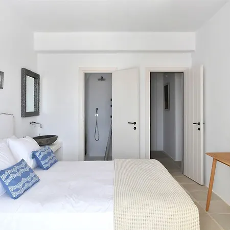 Ciel Paros Apart-hotel 4*