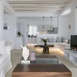 Ciel Paros 4*